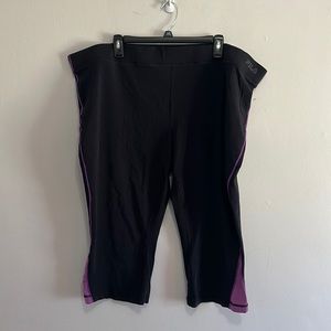 Fila black 3X Capri fitness leggings